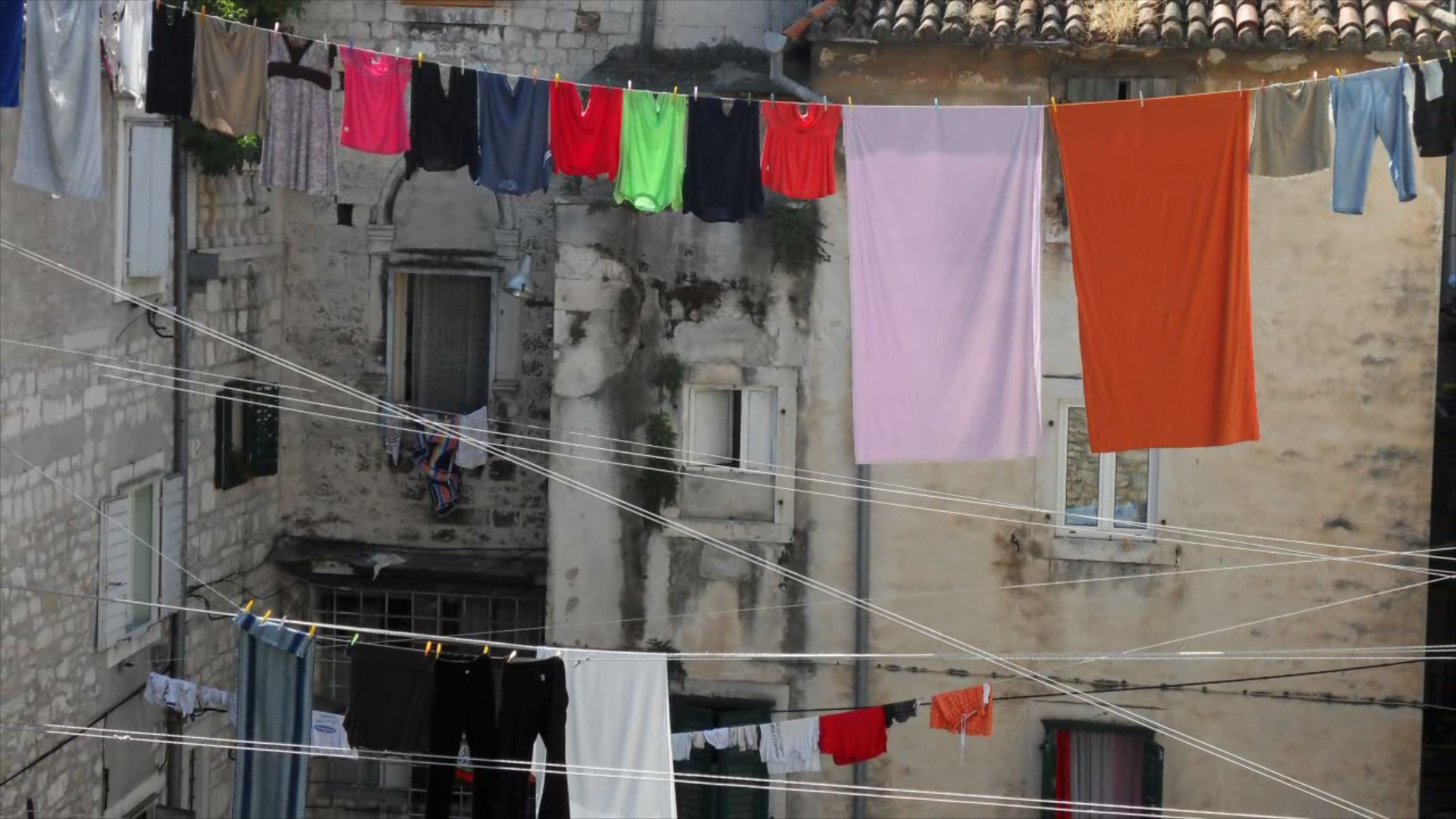 4304_Laundry 4.jpg 4304_Laundry 4.jpg